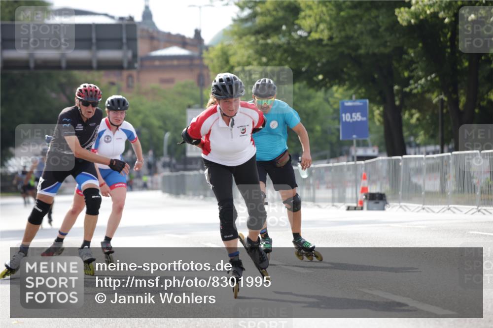 29.06.2025 - hella hamburg halbmarathon Jannik Wohlers http://msf.ph/oto/8301995 29.06.2025 08:56:53 Lombardsbrücke  meine-sportfotos.de