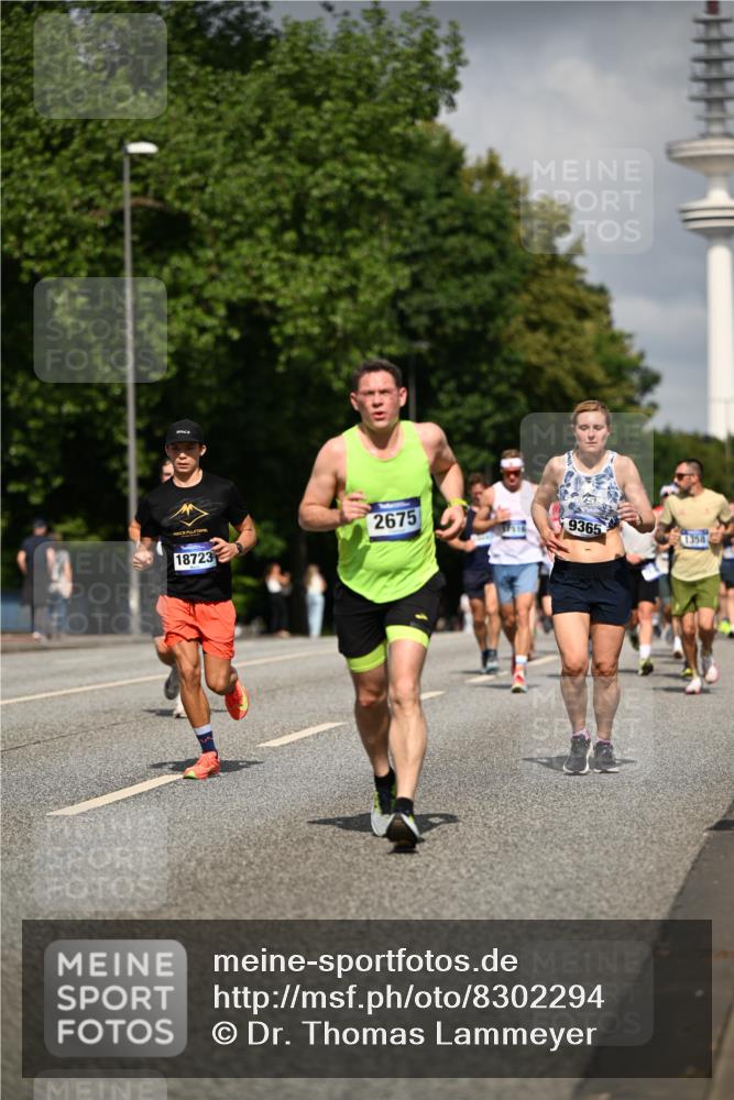 29.06.2025 - hella hamburg halbmarathon Dr. Thomas Lammeyer http://msf.ph/oto/8302294 29.06.2025 09:54:04 Kennedybrücke 1209, 1358, 1688, 1697, 1882, 2568, 2675, 2826, 3626, 4205, 4229, 4380, 4398, 4823, 5409, 5472, 5508, 5745, 6080, 6458, 6529, 6649, 6686, 6687, 7026, 7110, 8450, 8958, 9017, 9116, 9365, 10218, 10783, 10922, 11281, 11284, 11305, 11379 meine-sportfotos.de