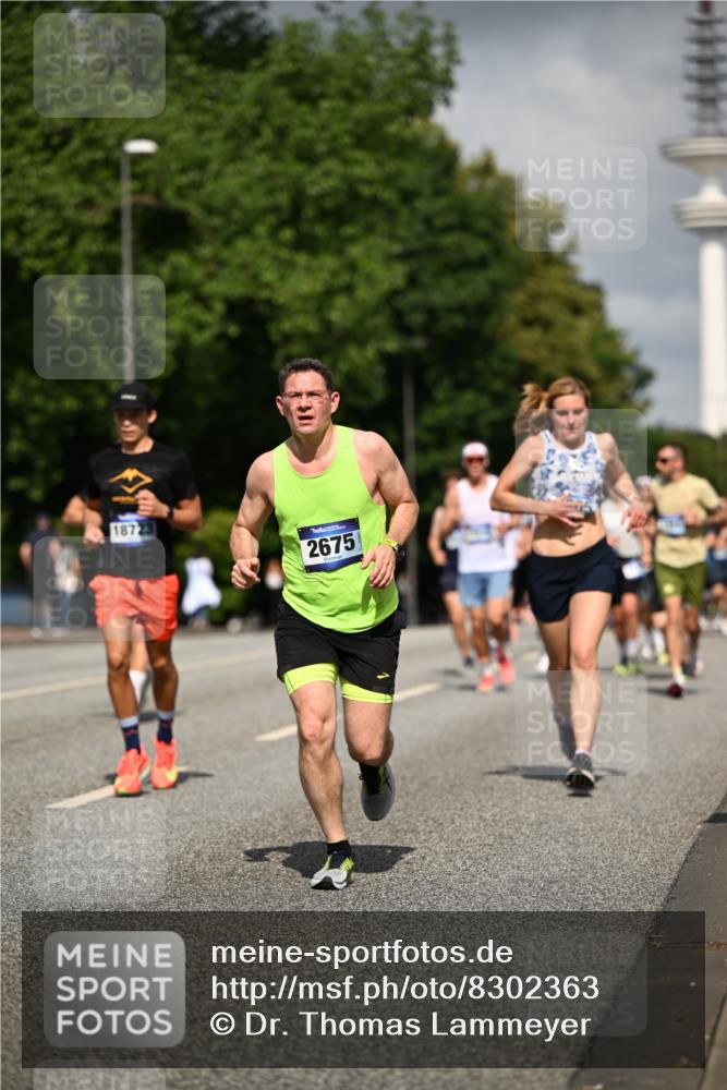 29.06.2025 - hella hamburg halbmarathon Dr. Thomas Lammeyer http://msf.ph/oto/8302363 29.06.2025 09:54:05 Kennedybrücke 1209, 1358, 1688, 1697, 1882, 2568, 2675, 2826, 3626, 4205, 4229, 4380, 4398, 4823, 5409, 5472, 5508, 5745, 6080, 6458, 6529, 6649, 6686, 6687, 7026, 7110, 8450, 8958, 9017, 9116, 9365, 10218, 10783, 10922, 11281, 11284, 11305, 11379 meine-sportfotos.de