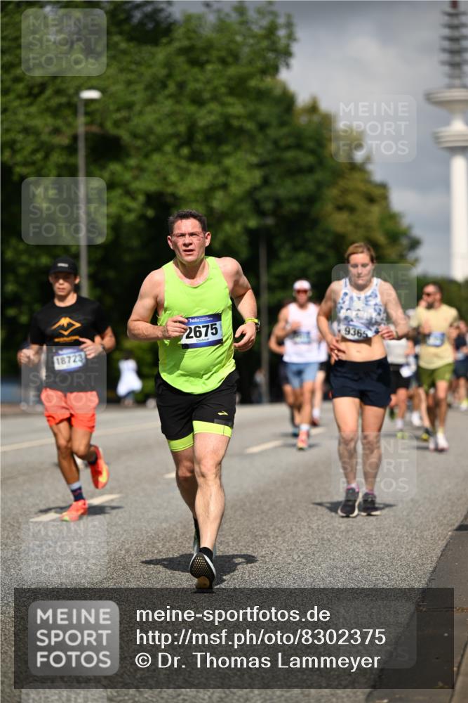 29.06.2025 - hella hamburg halbmarathon Dr. Thomas Lammeyer http://msf.ph/oto/8302375 29.06.2025 09:54:05 Kennedybrücke 1209, 1358, 1688, 1697, 1882, 2568, 2675, 2826, 3626, 4205, 4229, 4380, 4398, 4823, 5409, 5472, 5508, 5745, 6080, 6458, 6529, 6649, 6686, 6687, 7026, 7110, 8450, 8958, 9017, 9116, 9365, 10218, 10783, 10922, 11281, 11284, 11305, 11379 meine-sportfotos.de