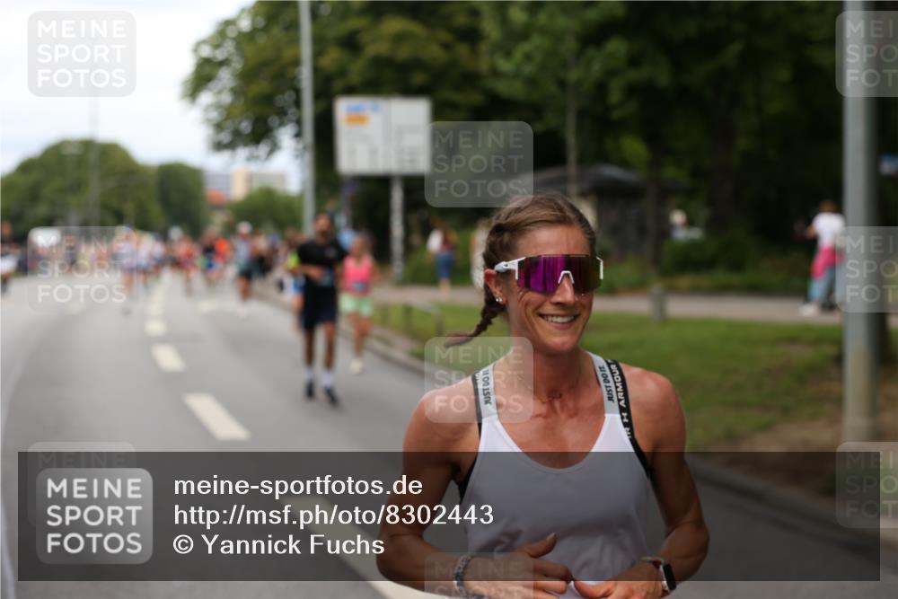 29.06.2025 - hella hamburg halbmarathon Yannick Fuchs http://msf.ph/oto/8302443 29.06.2025 10:37:37 20KM 1735, 2653, 3697, 3928, 4080, 4229, 4318, 5124, 5477, 7026, 7508, 7635, 10099, 10237, 10251, 11177, 12153, 12723, 12776, 13398, 13746, 13807, 14201, 14210, 14484, 14849, 15328, 15706, 15851, 15921, 16314, 16338, 16997, 18004, 18274, 18304, 18449, 18987, 19009, 19038, 19051, 19229 meine-sportfotos.de