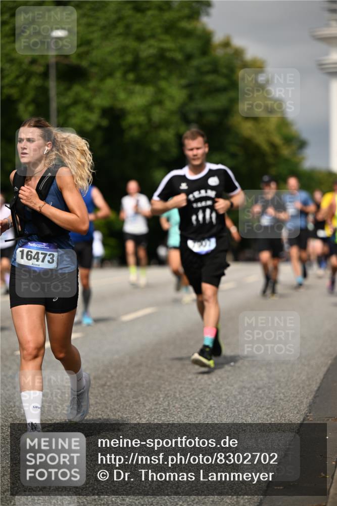 29.06.2025 - hella hamburg halbmarathon Dr. Thomas Lammeyer http://msf.ph/oto/8302702 29.06.2025 10:16:28 Kennedybrücke 1249, 1610, 1785, 1850, 1851, 2963, 2964, 3182, 3248, 3262, 3363, 4453, 4532, 5150, 5166, 5176, 6822, 6871, 7014, 7907, 8917, 8971, 9428, 9705, 10067, 10402, 10409, 10685, 11025 meine-sportfotos.de