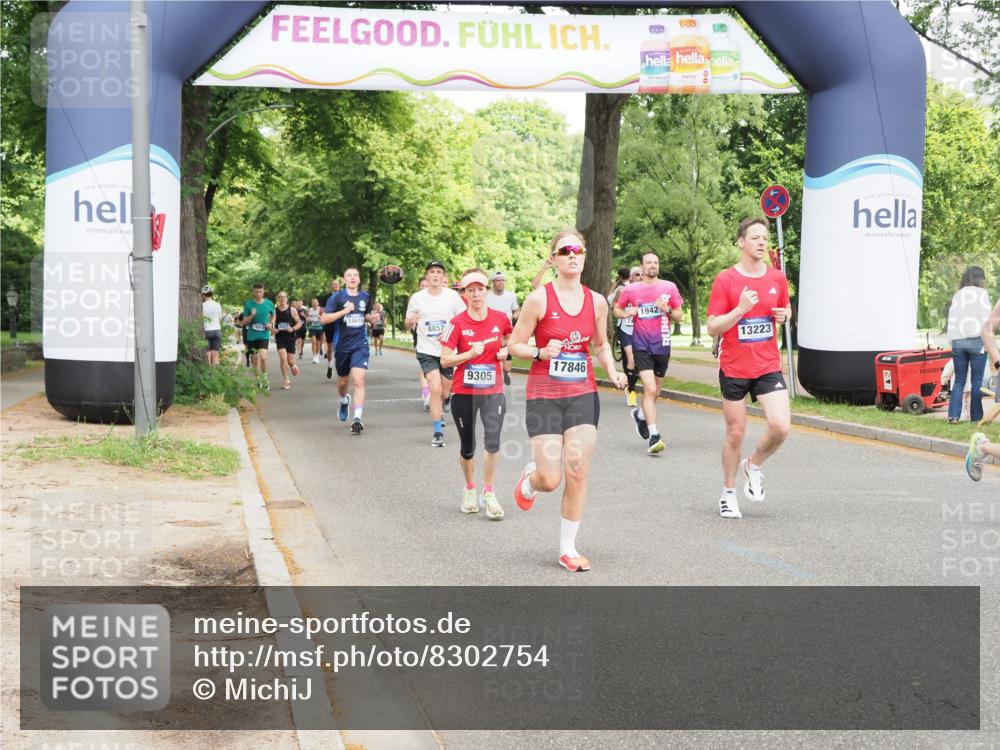 29.06.2025 - hella hamburg halbmarathon MichiJ http://msf.ph/oto/8302754 29.06.2025 10:34:53 Zwischen KM18-KM19 5459, 7599, 7908, 7962, 8852, 9305, 9529, 12651, 13223, 13614, 13728, 14618, 14619, 15149, 15611, 15741, 15973, 17846, 18118, 18797 meine-sportfotos.de