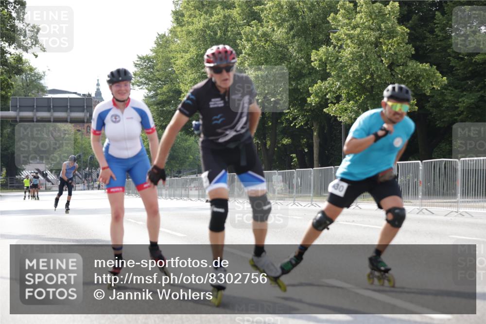 29.06.2025 - hella hamburg halbmarathon Jannik Wohlers http://msf.ph/oto/8302756 29.06.2025 08:56:56 Lombardsbrücke  meine-sportfotos.de