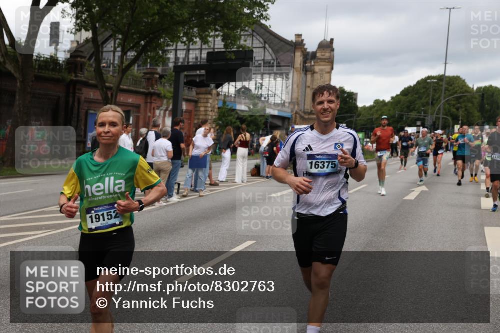 29.06.2025 - hella hamburg halbmarathon Yannick Fuchs http://msf.ph/oto/8302763 29.06.2025 10:50:00 20KM 1130, 1180, 1877, 2378, 2982, 3042, 3048, 4594, 4813, 4951, 5287, 5465, 5721, 5744, 6759, 7646, 7742, 8255, 8311, 8330, 8639, 8863, 9361, 9562, 9622, 11039, 11143, 11309, 11554, 11638, 11870, 12196, 12515, 12858, 13474, 14363, 14461, 15134, 16043, 16375, 16434, 16625, 17468, 17615, 18117, 18125, 18212, 18325, 18340, 18495, 18531, 18634, 18746, 18835, 18966, 19152 meine-sportfotos.de