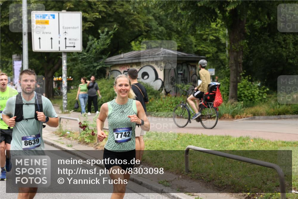 29.06.2025 - hella hamburg halbmarathon Yannick Fuchs http://msf.ph/oto/8303098 29.06.2025 10:50:02 20KM 1130, 1180, 1877, 2378, 2982, 3042, 3048, 4594, 4813, 4951, 5287, 5465, 5721, 5744, 6759, 7646, 7742, 8255, 8311, 8330, 8639, 8863, 9361, 9562, 9622, 11143, 11309, 11554, 11638, 11870, 12196, 12515, 12858, 13474, 14363, 14461, 15134, 16008, 16009, 16043, 16375, 16434, 16625, 17468, 18117, 18125, 18212, 18325, 18340, 18495, 18531, 18634, 18966, 19152 meine-sportfotos.de