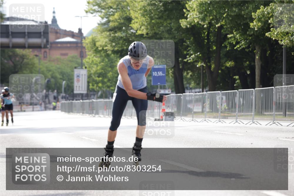 29.06.2025 - hella hamburg halbmarathon Jannik Wohlers http://msf.ph/oto/8303254 29.06.2025 08:57:00 Lombardsbrücke  meine-sportfotos.de