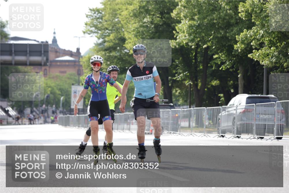 29.06.2025 - hella hamburg halbmarathon Jannik Wohlers http://msf.ph/oto/8303352 29.06.2025 08:57:08 Lombardsbrücke  meine-sportfotos.de