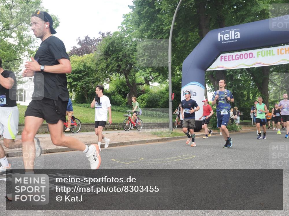 29.06.2025 - hella hamburg halbmarathon KatJ http://msf.ph/oto/8303455 29.06.2025 10:43:33 Zwischen KM18-KM19 1130, 1485, 2083, 2250, 5492, 7547 meine-sportfotos.de
