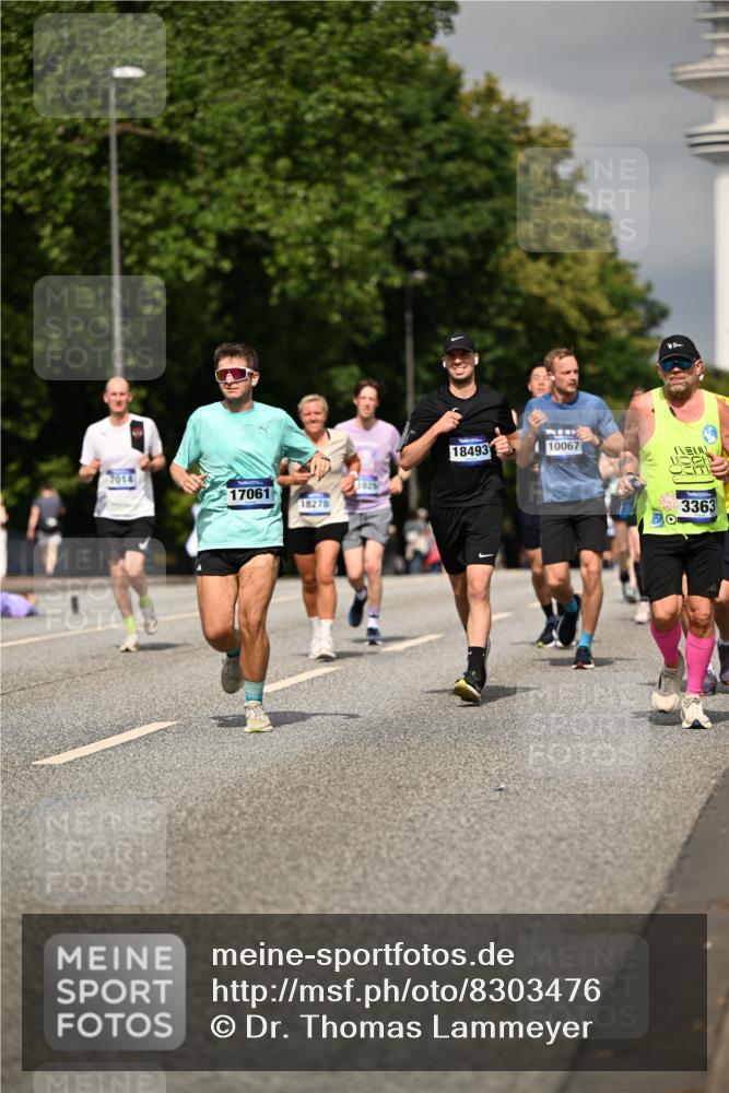 29.06.2025 - hella hamburg halbmarathon Dr. Thomas Lammeyer http://msf.ph/oto/8303476 29.06.2025 10:16:31 Kennedybrücke 1249, 1610, 1785, 1850, 1851, 2942, 2963, 2964, 3182, 3248, 3262, 3363, 4453, 4532, 5150, 5166, 5176, 6822, 7014, 7907, 8917, 8971, 9428, 9705, 10067, 10402, 10409, 10685, 11025 meine-sportfotos.de