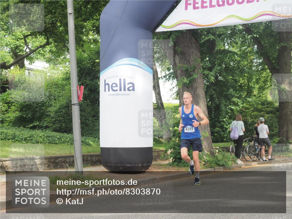 29.06.2025 - hella hamburg halbmarathon KatJ http://msf.ph/oto/8303870 29.06.2025 10:14:17 Zwischen KM18-KM19  meine-sportfotos.de