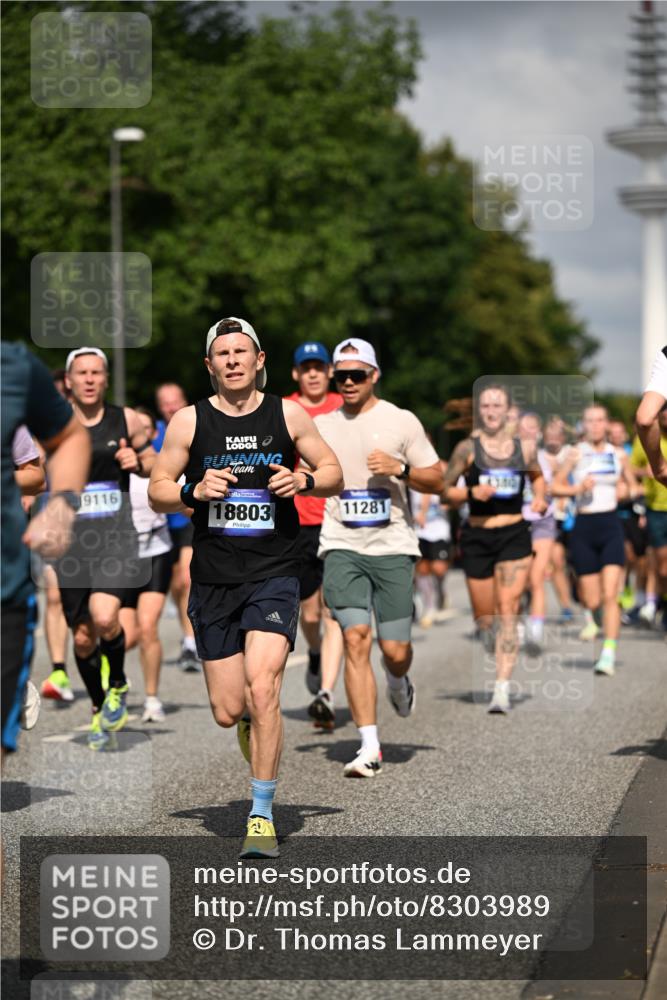 29.06.2025 - hella hamburg halbmarathon Dr. Thomas Lammeyer http://msf.ph/oto/8303989 29.06.2025 09:54:12 Kennedybrücke 1209, 1358, 1697, 1882, 2546, 2675, 3626, 4205, 4229, 4380, 4398, 4893, 5026, 5472, 5506, 5508, 5745, 5752, 5916, 6080, 6429, 6649, 6686, 6687, 7026, 7110, 8091, 8574, 8958, 9116, 9365, 10064, 10783, 11281, 11284, 11305 meine-sportfotos.de