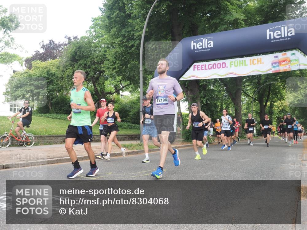 29.06.2025 - hella hamburg halbmarathon KatJ http://msf.ph/oto/8304068 29.06.2025 10:43:36 Zwischen KM18-KM19 1130, 1485, 2250, 5492, 6399 meine-sportfotos.de