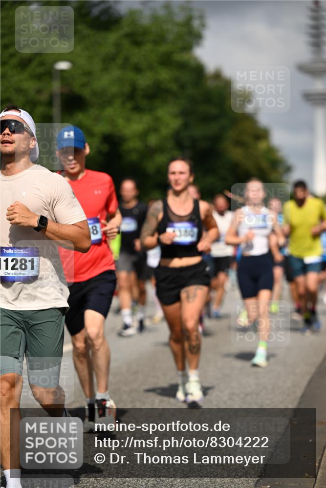 29.06.2025 - hella hamburg halbmarathon Dr. Thomas Lammeyer http://msf.ph/oto/8304222 29.06.2025 09:54:14 Kennedybrücke 1209, 1358, 1697, 1882, 2546, 2675, 3626, 4205, 4229, 4380, 4893, 5026, 5472, 5506, 5508, 5745, 5752, 5916, 6080, 6429, 6686, 6687, 7026, 7110, 8091, 8574, 8958, 9365, 10064, 10783, 11281, 11284, 11305 meine-sportfotos.de