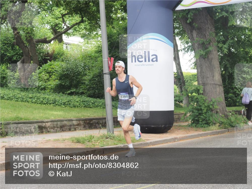 29.06.2025 - hella hamburg halbmarathon KatJ http://msf.ph/oto/8304862 29.06.2025 10:14:23 Zwischen KM18-KM19 5301 meine-sportfotos.de