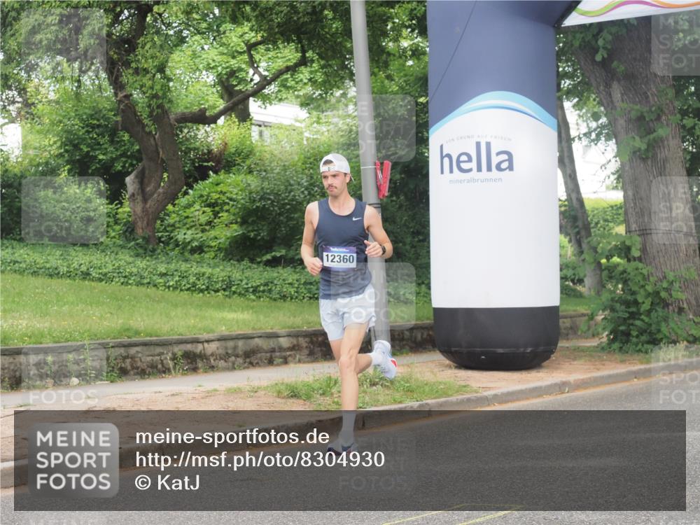 29.06.2025 - hella hamburg halbmarathon KatJ http://msf.ph/oto/8304930 29.06.2025 10:14:23 Zwischen KM18-KM19 5301 meine-sportfotos.de