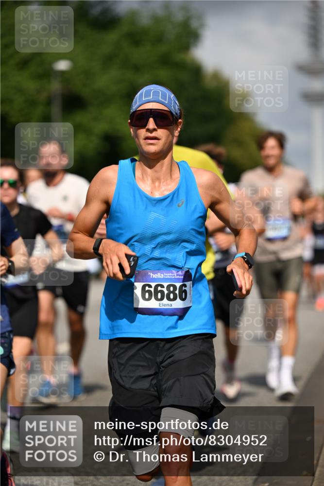 29.06.2025 - hella hamburg halbmarathon Dr. Thomas Lammeyer http://msf.ph/oto/8304952 29.06.2025 09:54:18 Kennedybrücke 1209, 1358, 1441, 1697, 2546, 2675, 3056, 3626, 4205, 4229, 4380, 4893, 5026, 5472, 5506, 5508, 5752, 5916, 6080, 6429, 6686, 6687, 7026, 7110, 8091, 8574, 8958, 9365, 10064, 10783, 11281, 11284, 11305 meine-sportfotos.de
