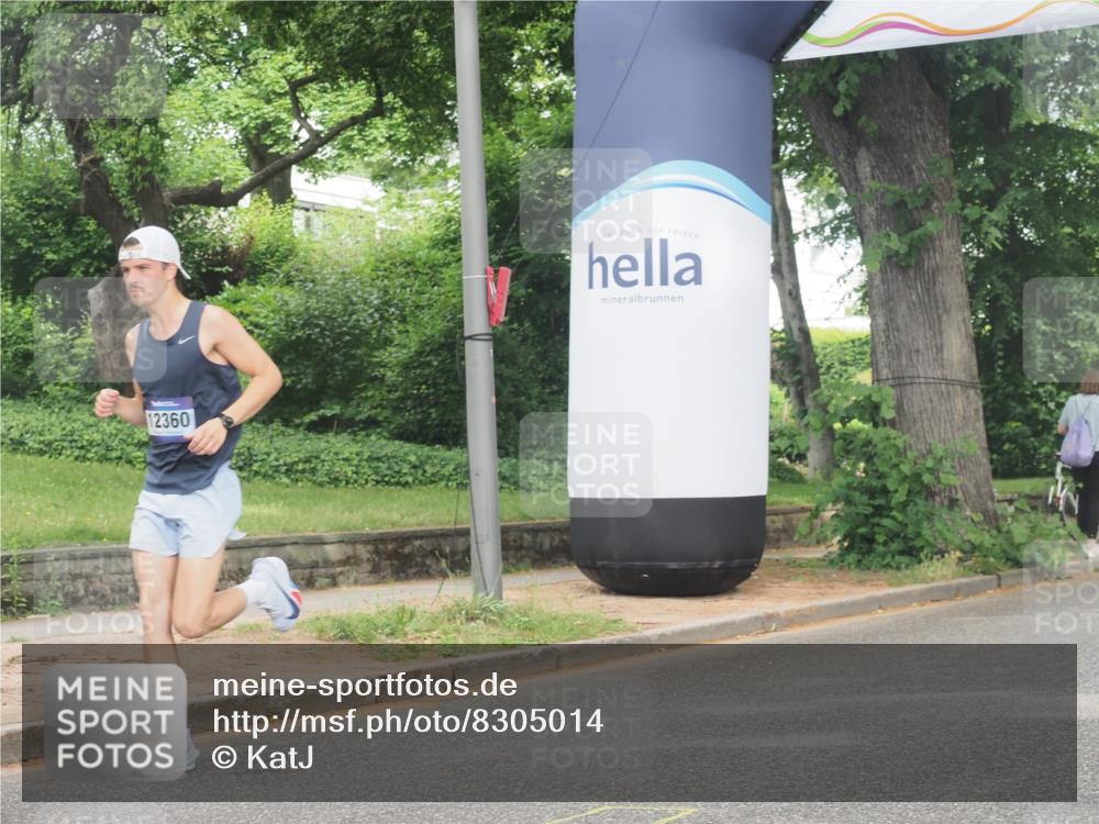 29.06.2025 - hella hamburg halbmarathon KatJ http://msf.ph/oto/8305014 29.06.2025 10:14:23 Zwischen KM18-KM19 5301 meine-sportfotos.de