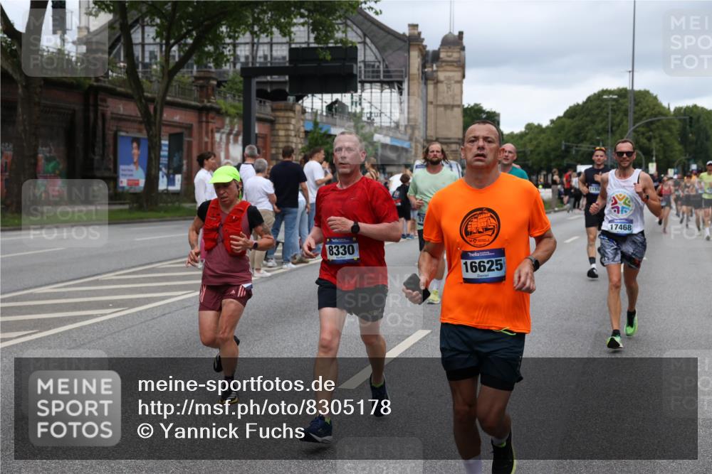 29.06.2025 - hella hamburg halbmarathon Yannick Fuchs http://msf.ph/oto/8305178 29.06.2025 10:50:13 20KM 1130, 1877, 2083, 2378, 2982, 3042, 3048, 4152, 4594, 4813, 5287, 5465, 5570, 5721, 5744, 6759, 7037, 7547, 7646, 8311, 8330, 8863, 8968, 8996, 9246, 9622, 9903, 10084, 10093, 10665, 11143, 11309, 11554, 11638, 11870, 12515, 12858, 13691, 14363, 14461, 14588, 14867, 15134, 15407, 16008, 16009, 16043, 16121, 16434, 16620, 16625, 16679, 17268, 17468, 17660, 17993, 18117, 18125, 18531, 18634, 18867, 18966 meine-sportfotos.de