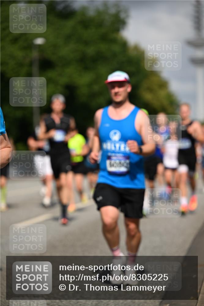 29.06.2025 - hella hamburg halbmarathon Dr. Thomas Lammeyer http://msf.ph/oto/8305225 29.06.2025 09:54:21 Kennedybrücke 1209, 1358, 1441, 1677, 1697, 2546, 3056, 3626, 4205, 4229, 4380, 4893, 5026, 5472, 5506, 5508, 5752, 5916, 6080, 6429, 6639, 6686, 6687, 7026, 7110, 8091, 8122, 8574, 8958, 8966, 10064, 10783, 11281, 11284, 11305 meine-sportfotos.de