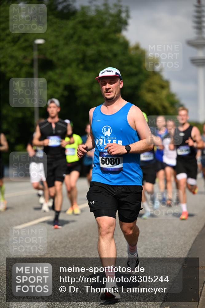 29.06.2025 - hella hamburg halbmarathon Dr. Thomas Lammeyer http://msf.ph/oto/8305244 29.06.2025 09:54:21 Kennedybrücke 1209, 1358, 1441, 1677, 1697, 2546, 3056, 3626, 4205, 4229, 4380, 4893, 5026, 5472, 5506, 5508, 5752, 5916, 6080, 6429, 6639, 6686, 6687, 7026, 7110, 8091, 8122, 8574, 8958, 8966, 10064, 10783, 11281, 11284, 11305 meine-sportfotos.de