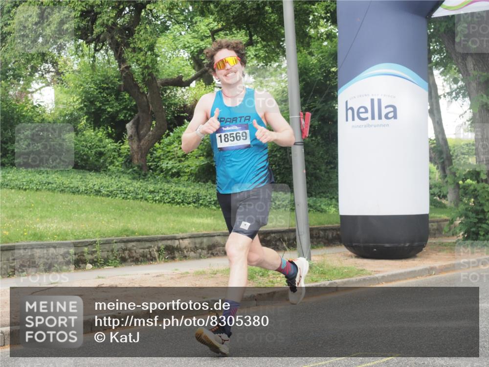 29.06.2025 - hella hamburg halbmarathon KatJ http://msf.ph/oto/8305380 29.06.2025 10:14:25 Zwischen KM18-KM19 5301 meine-sportfotos.de