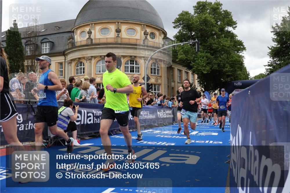 29.06.2025 - hella hamburg halbmarathon Strokosch-Dieckow http://msf.ph/oto/8305465 29.06.2025 10:55:41 Ziel 1120, 1143, 1834, 2955, 2982, 3037, 4897, 5021, 6569, 6924, 7221, 8255, 8618, 10212, 11039, 11568, 12196, 12483, 12515, 12858, 13474, 14365, 14909, 15896, 16110, 16401, 16434, 16786, 17615, 18064, 18125, 18190, 19047 meine-sportfotos.de