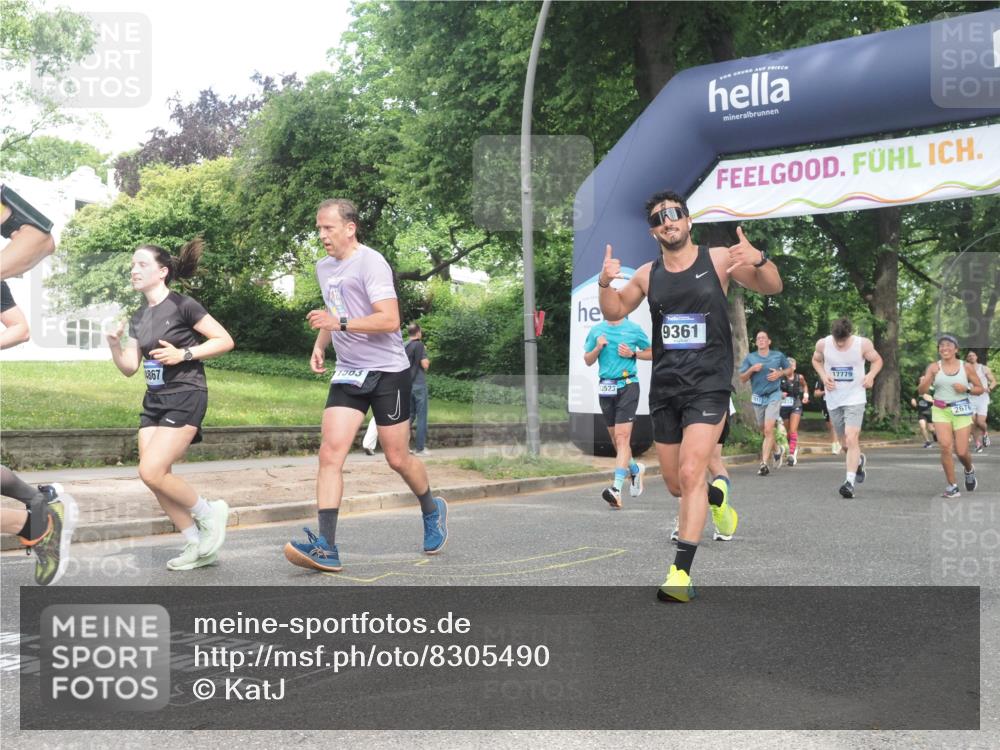 29.06.2025 - hella hamburg halbmarathon KatJ http://msf.ph/oto/8305490 29.06.2025 10:43:53 Zwischen KM18-KM19 1563, 2417, 2676, 3836, 4940, 5033, 6416, 8542 meine-sportfotos.de