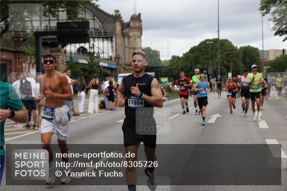 29.06.2025 - hella hamburg halbmarathon Yannick Fuchs http://msf.ph/oto/8305726 29.06.2025 10:50:16 20KM 1877, 2083, 2378, 2741, 3042, 3048, 4152, 4594, 4813, 5287, 5465, 5570, 5721, 5744, 6759, 7037, 7547, 7646, 8311, 8330, 8968, 8996, 9246, 9622, 9884, 9903, 10084, 10093, 10665, 11143, 11554, 11638, 11870, 12590, 12858, 13691, 14588, 14867, 15134, 15407, 16008, 16009, 16043, 16121, 16620, 16625, 16679, 17268, 17468, 17660, 17993, 18117, 18531, 18634, 18867, 18966 meine-sportfotos.de