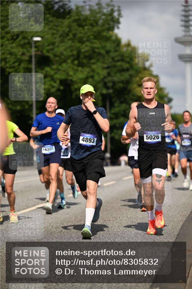 29.06.2025 - hella hamburg halbmarathon Dr. Thomas Lammeyer http://msf.ph/oto/8305832 29.06.2025 09:54:23 Kennedybrücke 1209, 1441, 1677, 1697, 2546, 2579, 3056, 3626, 4205, 4229, 4380, 4888, 4889, 4893, 5026, 5087, 5472, 5506, 5508, 5752, 5916, 6080, 6429, 6639, 6686, 6687, 7026, 7110, 8091, 8122, 8574, 8958, 8966, 10064, 10783, 11281, 11284, 11305 meine-sportfotos.de