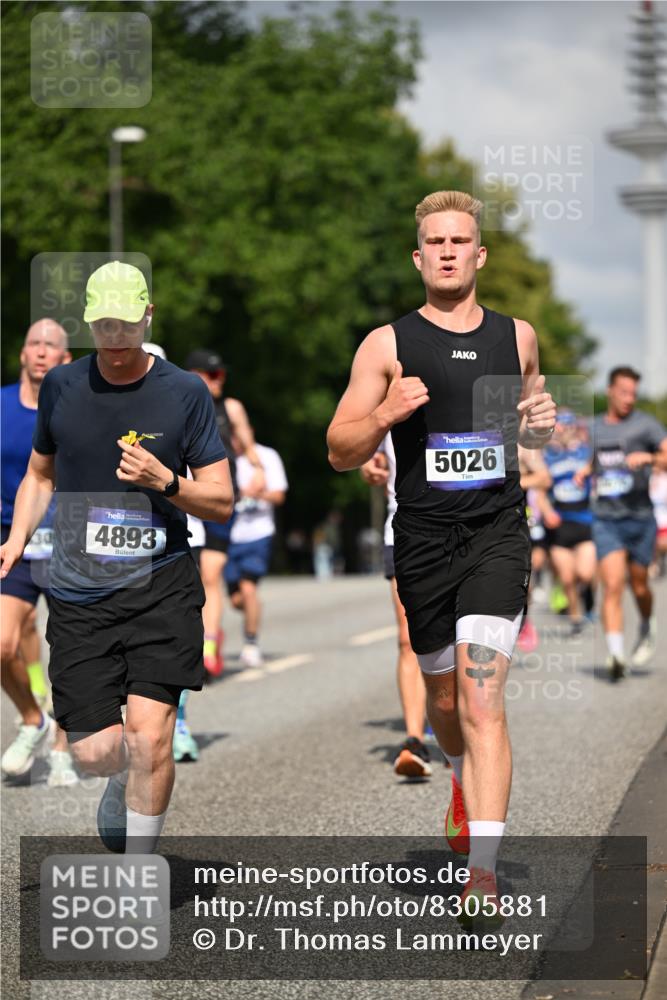 29.06.2025 - hella hamburg halbmarathon Dr. Thomas Lammeyer http://msf.ph/oto/8305881 29.06.2025 09:54:24 Kennedybrücke 1209, 1441, 1677, 1697, 2546, 2579, 3056, 3626, 4205, 4229, 4380, 4888, 4889, 4893, 5026, 5087, 5472, 5506, 5508, 5752, 5916, 6080, 6429, 6639, 6686, 6687, 7026, 7110, 8091, 8122, 8574, 8958, 8966, 10064, 10783, 11281, 11284, 11305 meine-sportfotos.de