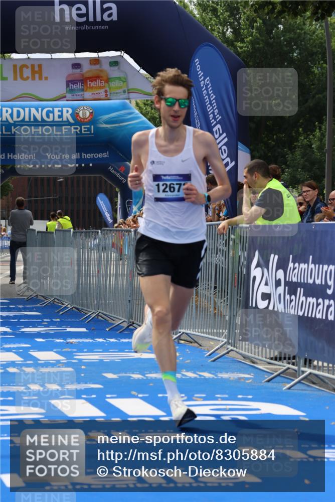 29.06.2025 - hella hamburg halbmarathon Strokosch-Dieckow http://msf.ph/oto/8305884 29.06.2025 10:15:31 Ziel 12673 meine-sportfotos.de