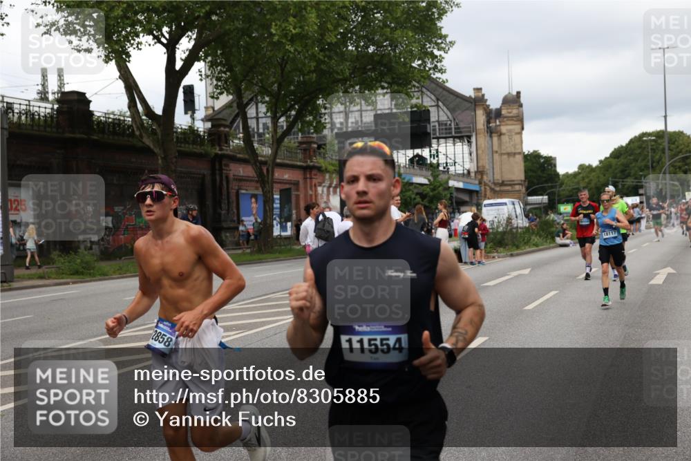 29.06.2025 - hella hamburg halbmarathon Yannick Fuchs http://msf.ph/oto/8305885 29.06.2025 10:50:17 20KM 1877, 2083, 2378, 2741, 3042, 4152, 4594, 4813, 5287, 5570, 5721, 5744, 6759, 7037, 7547, 7646, 8311, 8330, 8968, 8996, 9246, 9622, 9884, 9903, 10084, 10093, 10665, 11143, 11554, 11638, 11870, 12590, 12858, 13691, 14408, 14588, 14867, 15134, 15407, 16008, 16009, 16043, 16121, 16620, 16625, 16679, 17268, 17468, 17660, 17993, 18117, 18531, 18634, 18867, 18899, 18966 meine-sportfotos.de