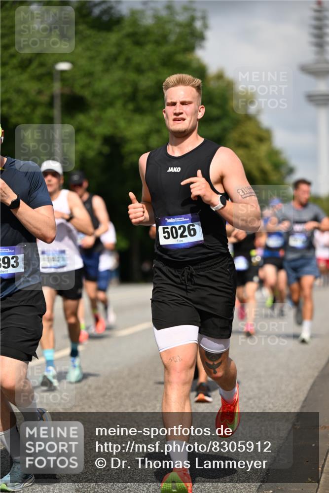 29.06.2025 - hella hamburg halbmarathon Dr. Thomas Lammeyer http://msf.ph/oto/8305912 29.06.2025 09:54:24 Kennedybrücke 1209, 1441, 1677, 1697, 2546, 2579, 3056, 3626, 4205, 4229, 4380, 4888, 4889, 4893, 5026, 5087, 5472, 5506, 5508, 5752, 5916, 6080, 6429, 6639, 6686, 6687, 7026, 7110, 8091, 8122, 8574, 8958, 8966, 10064, 10783, 11281, 11284, 11305 meine-sportfotos.de