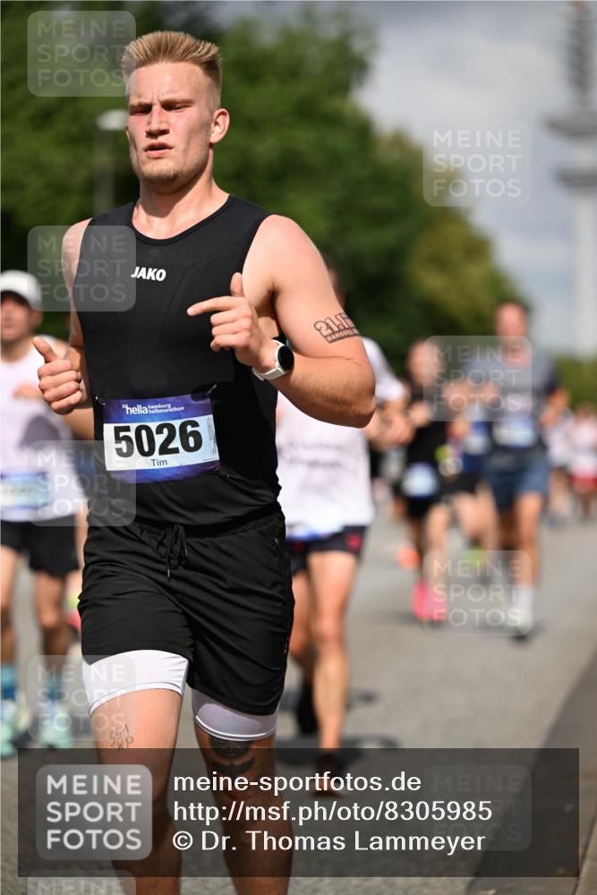 29.06.2025 - hella hamburg halbmarathon Dr. Thomas Lammeyer http://msf.ph/oto/8305985 29.06.2025 09:54:25 Kennedybrücke 1209, 1441, 1677, 1697, 2546, 2579, 3056, 3626, 4205, 4229, 4380, 4888, 4889, 4893, 5026, 5087, 5472, 5506, 5508, 5752, 5916, 6080, 6429, 6639, 6686, 6687, 6721, 7026, 7110, 7284, 8091, 8122, 8319, 8574, 8966, 9313, 10064, 10783, 11281, 11284 meine-sportfotos.de
