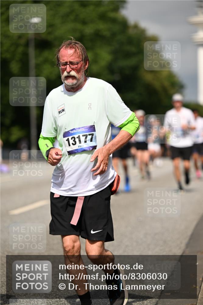 29.06.2025 - hella hamburg halbmarathon Dr. Thomas Lammeyer http://msf.ph/oto/8306030 29.06.2025 10:16:40 Kennedybrücke 1020, 1051, 2531, 2942, 3360, 3363, 4532, 5150, 6489, 7014, 7873, 7907, 8398, 8405, 8917, 9705, 10067, 10402, 10409, 11025 meine-sportfotos.de