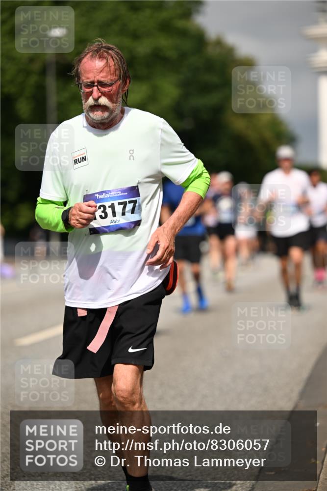 29.06.2025 - hella hamburg halbmarathon Dr. Thomas Lammeyer http://msf.ph/oto/8306057 29.06.2025 10:16:40 Kennedybrücke 1020, 1051, 2531, 2942, 3360, 3363, 4532, 5150, 6489, 7014, 7873, 7907, 8398, 8405, 8917, 9705, 10067, 10402, 10409, 11025 meine-sportfotos.de