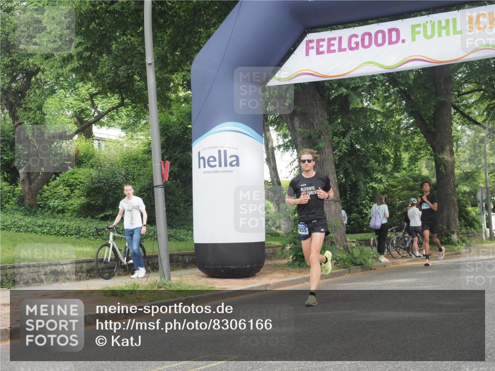29.06.2025 - hella hamburg halbmarathon KatJ http://msf.ph/oto/8306166 29.06.2025 10:14:33 Zwischen KM18-KM19 7331 meine-sportfotos.de