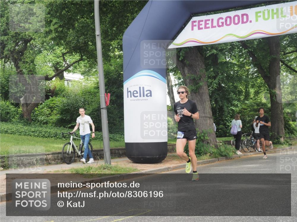 29.06.2025 - hella hamburg halbmarathon KatJ http://msf.ph/oto/8306196 29.06.2025 10:14:33 Zwischen KM18-KM19 7331 meine-sportfotos.de