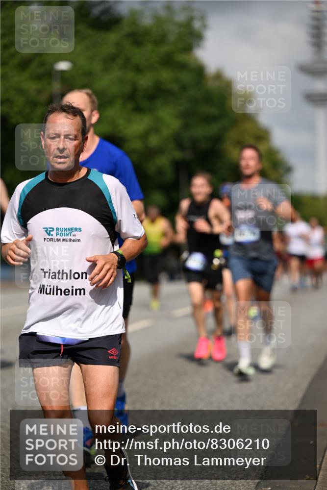 29.06.2025 - hella hamburg halbmarathon Dr. Thomas Lammeyer http://msf.ph/oto/8306210 29.06.2025 09:54:26 Kennedybrücke 1441, 1677, 1697, 2546, 2579, 3056, 3626, 4229, 4380, 4888, 4889, 4893, 5026, 5087, 5472, 5506, 5508, 5752, 5916, 6080, 6429, 6639, 6686, 6687, 6721, 7026, 7110, 7116, 7284, 7635, 8091, 8122, 8319, 8574, 8966, 9313, 10064, 10783, 11281, 11284 meine-sportfotos.de