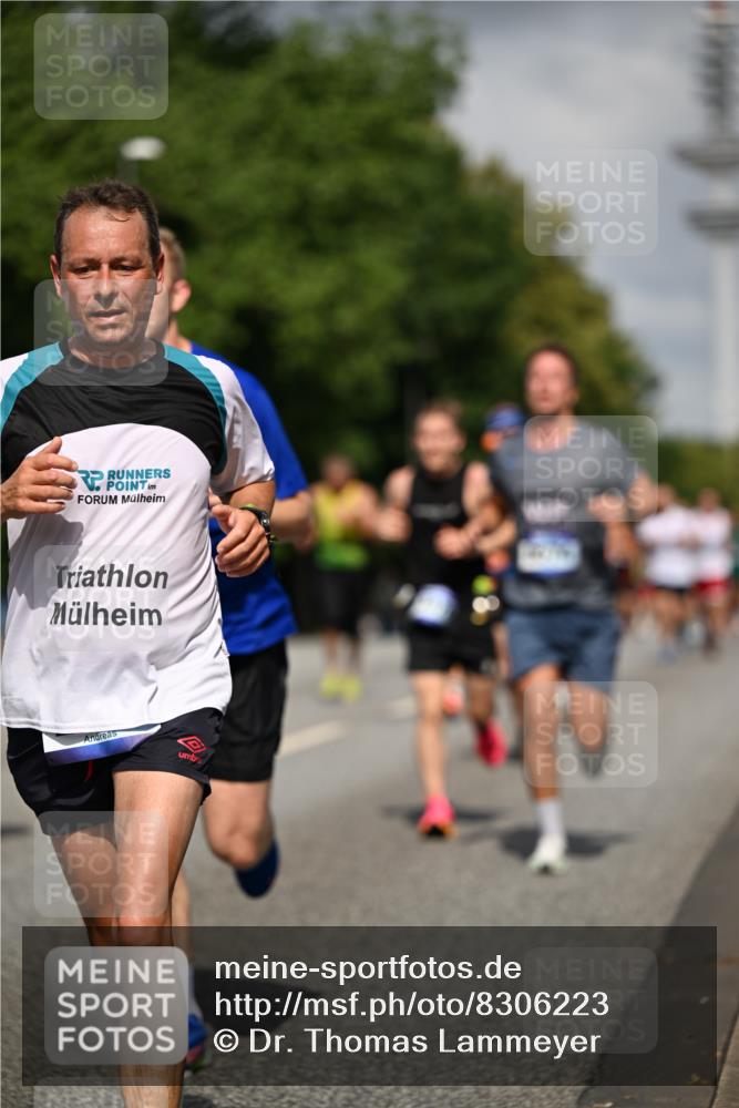 29.06.2025 - hella hamburg halbmarathon Dr. Thomas Lammeyer http://msf.ph/oto/8306223 29.06.2025 09:54:26 Kennedybrücke 1441, 1677, 1697, 2546, 2579, 3056, 3626, 4229, 4380, 4888, 4889, 4893, 5026, 5087, 5472, 5506, 5508, 5752, 5916, 6080, 6429, 6639, 6686, 6687, 6721, 7026, 7110, 7116, 7284, 7635, 8091, 8122, 8319, 8574, 8966, 9313, 10064, 10783, 11281, 11284 meine-sportfotos.de