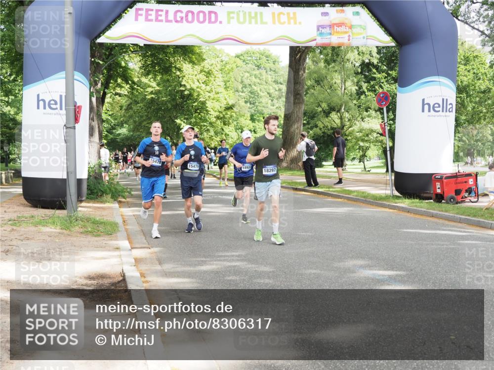 29.06.2025 - hella hamburg halbmarathon MichiJ http://msf.ph/oto/8306317 29.06.2025 10:35:31 Zwischen KM18-KM19 1592, 3852, 12685, 14482, 15479, 15714 meine-sportfotos.de