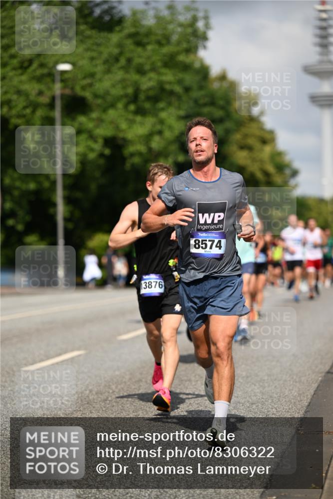 29.06.2025 - hella hamburg halbmarathon Dr. Thomas Lammeyer http://msf.ph/oto/8306322 29.06.2025 09:54:27 Kennedybrücke 1441, 1677, 1697, 1962, 2546, 2579, 3056, 3626, 4229, 4380, 4888, 4889, 4893, 5026, 5087, 5472, 5506, 5752, 5916, 6080, 6429, 6639, 6686, 6687, 6721, 6901, 7026, 7110, 7116, 7284, 7635, 8091, 8122, 8319, 8574, 8966, 9313, 10064, 10783, 11284 meine-sportfotos.de