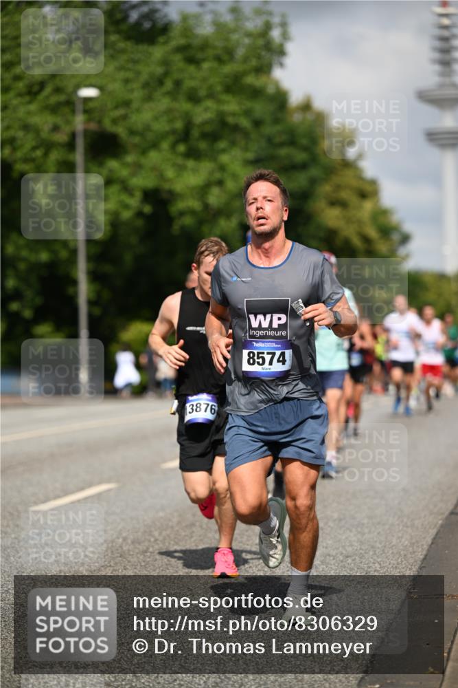 29.06.2025 - hella hamburg halbmarathon Dr. Thomas Lammeyer http://msf.ph/oto/8306329 29.06.2025 09:54:27 Kennedybrücke 1441, 1677, 1697, 1962, 2546, 2579, 3056, 3626, 4229, 4380, 4888, 4889, 4893, 5026, 5087, 5472, 5506, 5752, 5916, 6080, 6429, 6639, 6686, 6687, 6721, 6901, 7026, 7110, 7116, 7284, 7635, 8091, 8122, 8319, 8574, 8966, 9313, 10064, 10783, 11284 meine-sportfotos.de