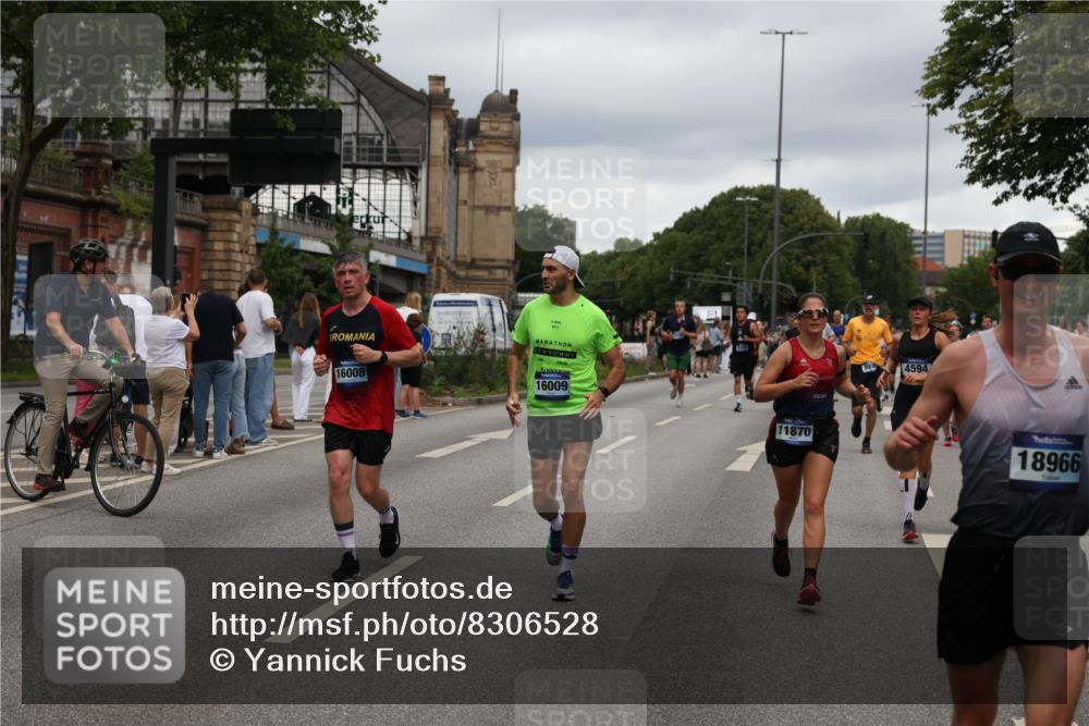 29.06.2025 - hella hamburg halbmarathon Yannick Fuchs http://msf.ph/oto/8306528 29.06.2025 10:50:20 20KM 1583, 1877, 2083, 2378, 2741, 4152, 4594, 4813, 5418, 5570, 5721, 5744, 6759, 7037, 7547, 7646, 8330, 8968, 8996, 9246, 9622, 9884, 9903, 10084, 10093, 10665, 11143, 11554, 11870, 12348, 12590, 12712, 12858, 13691, 14408, 14588, 14867, 15134, 15407, 16008, 16009, 16043, 16121, 16620, 16625, 16679, 17268, 17468, 17660, 17993, 18117, 18531, 18867, 18899, 18966, 19091 meine-sportfotos.de