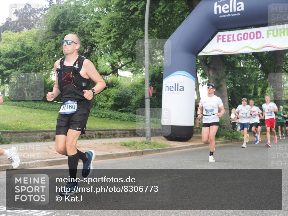 29.06.2025 - hella hamburg halbmarathon KatJ http://msf.ph/oto/8306773 29.06.2025 10:44:04 Zwischen KM18-KM19 1719, 2883, 4833, 4951, 6835 meine-sportfotos.de
