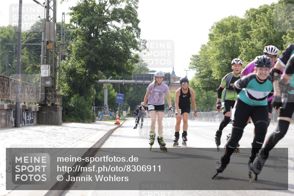 29.06.2025 - hella hamburg halbmarathon Jannik Wohlers http://msf.ph/oto/8306911 29.06.2025 08:57:46 Lombardsbrücke  meine-sportfotos.de