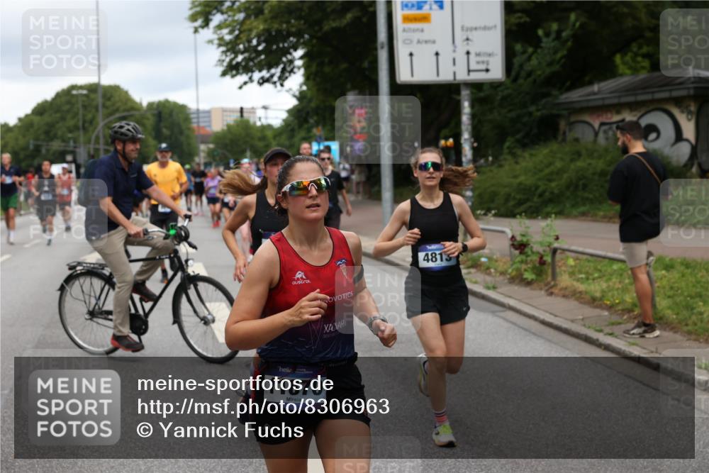 29.06.2025 - hella hamburg halbmarathon Yannick Fuchs http://msf.ph/oto/8306963 29.06.2025 10:50:22 20KM 1583, 1877, 1955, 2083, 2378, 2741, 4152, 4594, 4813, 5418, 5570, 5721, 5744, 6759, 7037, 7547, 7646, 8968, 8996, 9246, 9622, 9884, 9903, 10084, 10093, 10665, 11554, 11870, 12348, 12590, 12712, 12858, 13691, 14408, 14588, 14867, 15134, 15407, 16008, 16009, 16043, 16121, 16620, 16679, 17268, 17468, 17660, 17993, 18117, 18531, 18719, 18867, 18899, 18966, 19091 meine-sportfotos.de