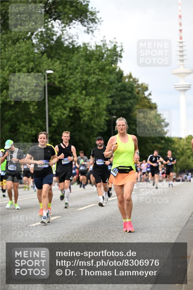 29.06.2025 - hella hamburg halbmarathon Dr. Thomas Lammeyer http://msf.ph/oto/8306976 29.06.2025 10:38:11 Kennedybrücke 1189, 1275, 1764, 1787, 2038, 2276, 2464, 2496, 2933, 3264, 3340, 3345, 3848, 4445, 4824, 4826, 5096, 5141, 5557, 5566, 5569, 5691, 5821, 5822, 5887, 6109, 6364, 6515, 6516, 6574, 6956, 7027, 7324, 7329, 7565, 7633, 7653, 7982, 8157, 8277, 8282, 8349, 8375, 8377, 8383, 8401, 9094, 9875, 9995, 10007, 10048, 10071, 10561, 10564, 11229, 11237, 11338, 11432 meine-sportfotos.de