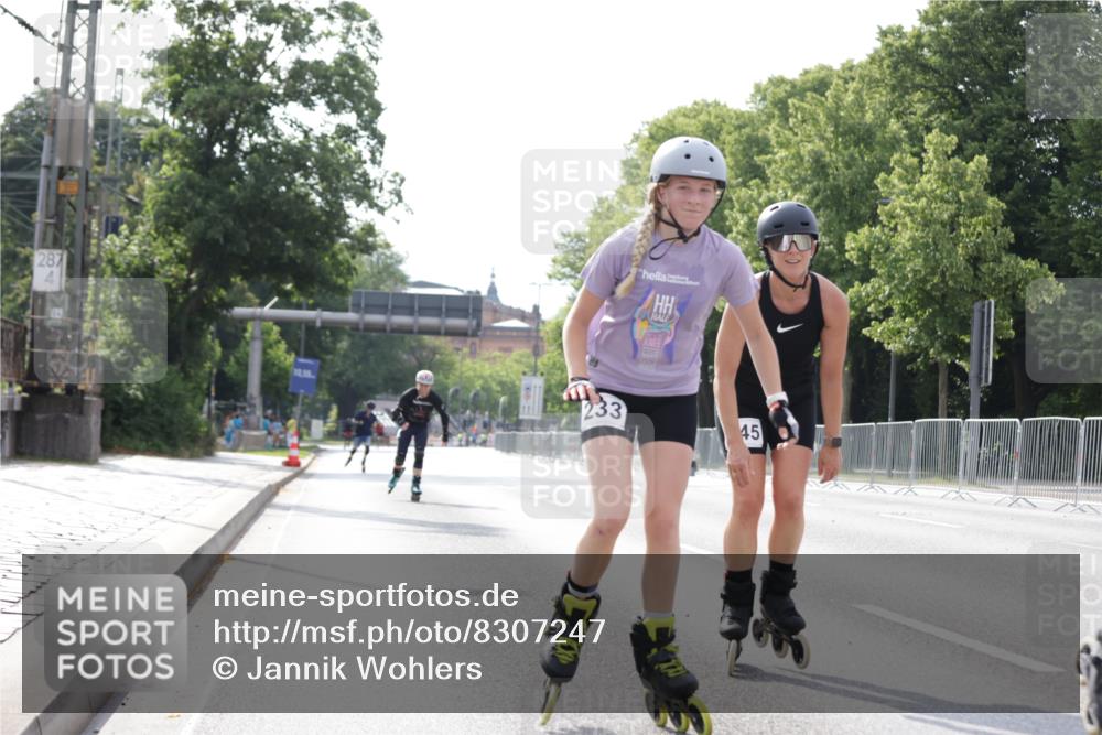 29.06.2025 - hella hamburg halbmarathon Jannik Wohlers http://msf.ph/oto/8307247 29.06.2025 08:57:47 Lombardsbrücke  meine-sportfotos.de